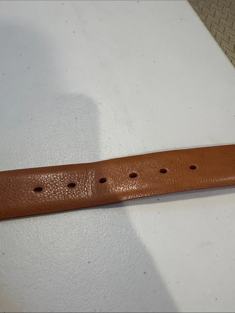Torino Leather Company Italian Glazed Milled Calfskin Belt. Size 42. Light brown